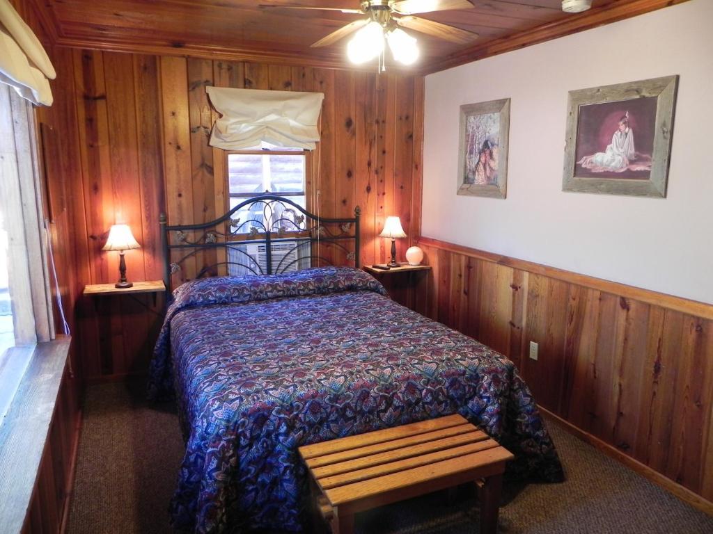 Apache Village Cabins Ruidoso Room photo